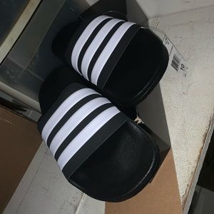 Brand new adidas sandals real comfortable